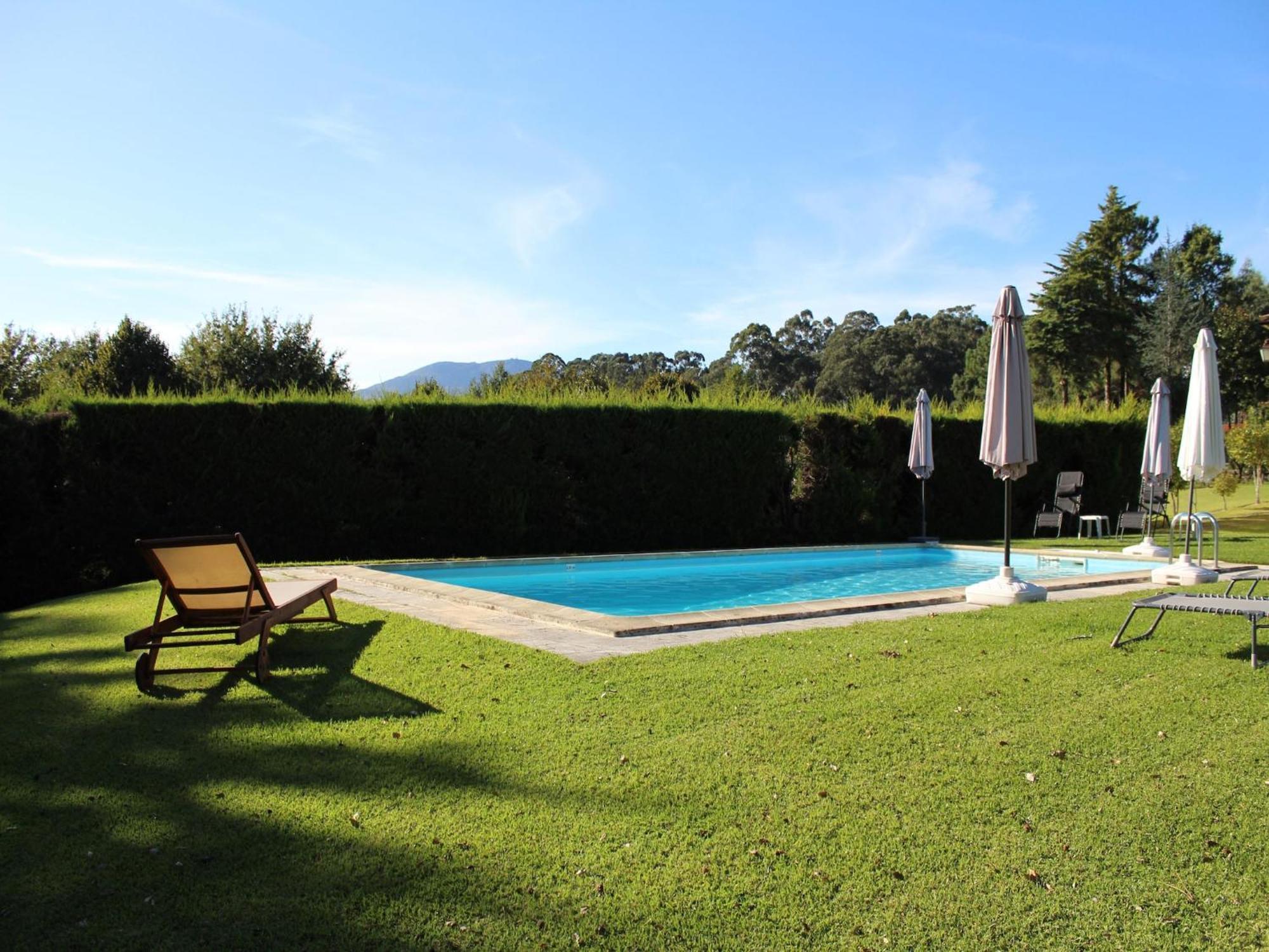 In Santa Comba With Communal Pool Ponte de Lima