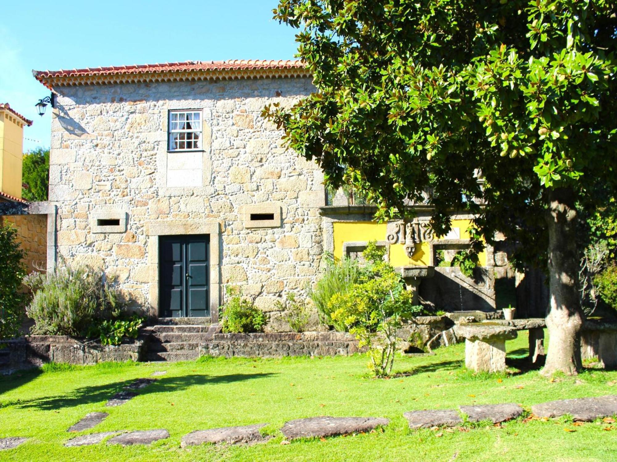 In Santa Comba With Communal Pool Casa de Férias Ponte de Lima